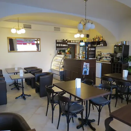 Hotel Cesky Dvur Beroun (Central Bohemian)
